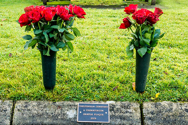 Standard bronze memorial plaque sample
